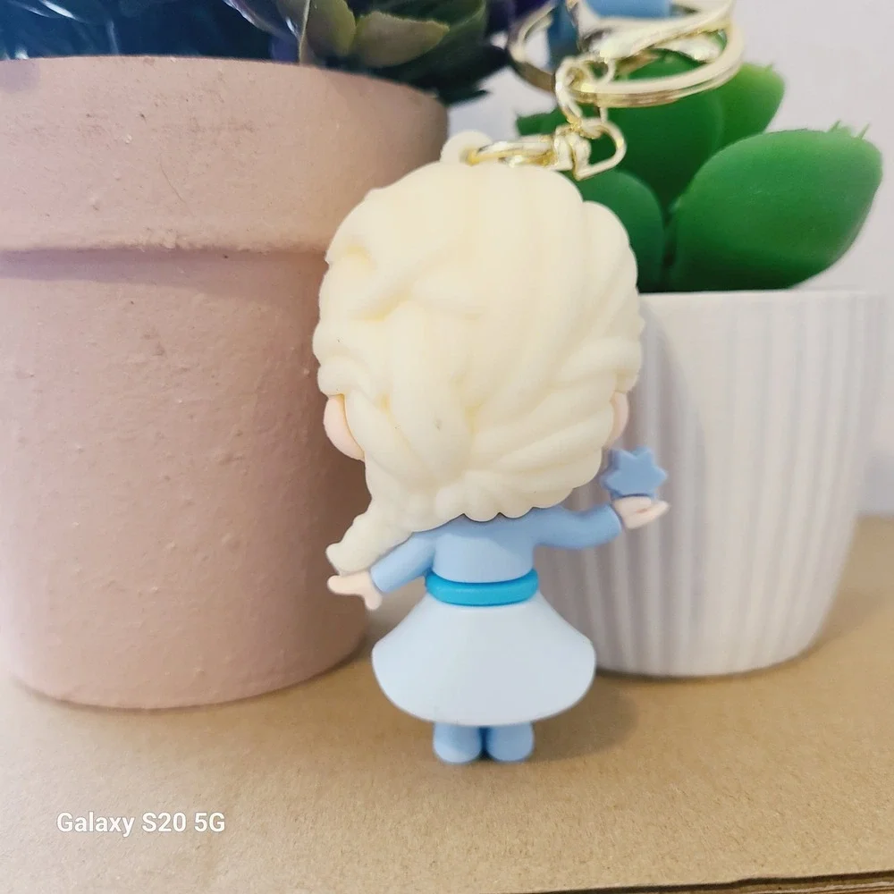 Frozen Elsa Snow Queen Keychain Bag Charm Accessory NEW Women's / Girls/ Tweens